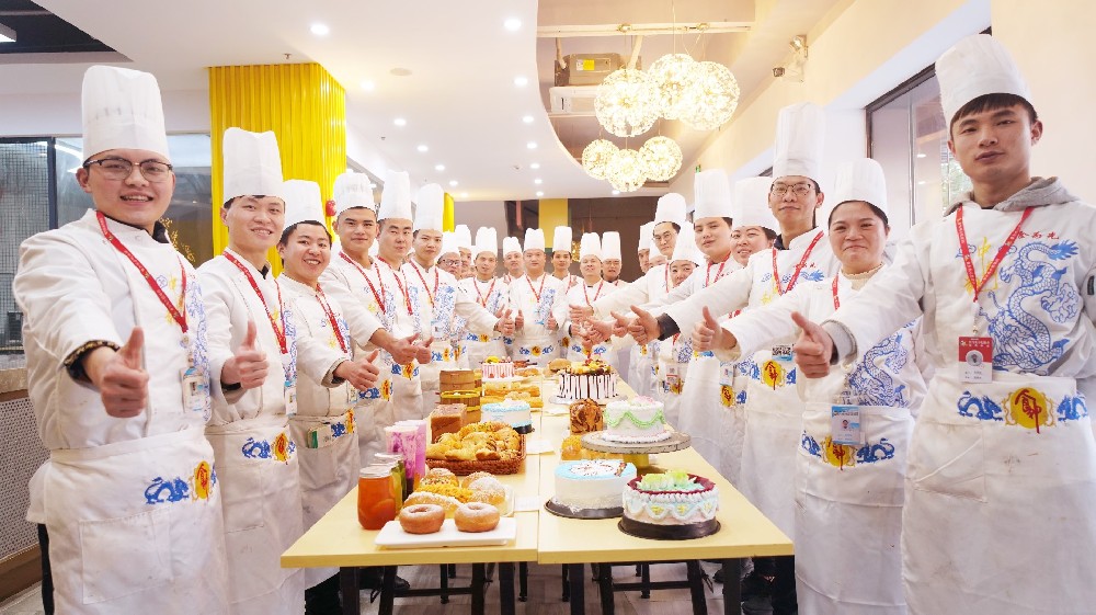 2026全国正规靠谱小吃培训机构推荐，学小吃选老牌正规机构食为先