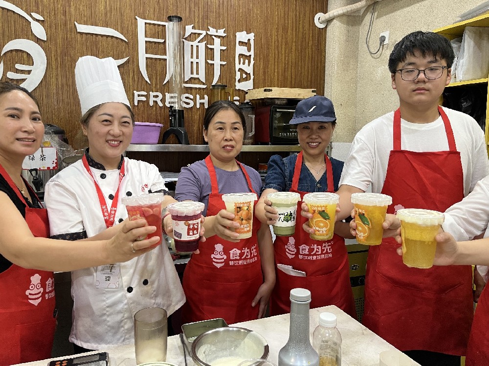2026 翻身不靠打工！摆摊卖甜咖恋老红糖珍珠奶茶，收入远超上班